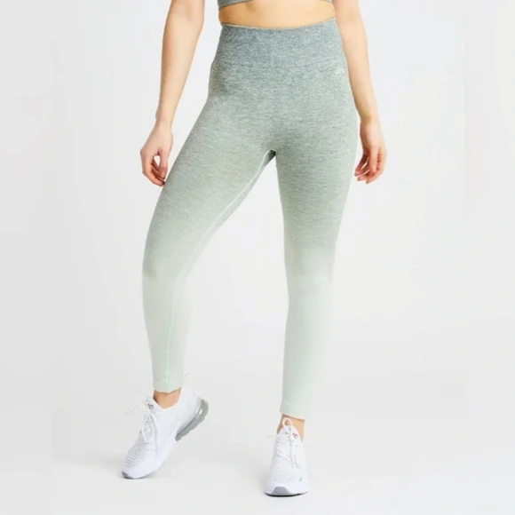 AYBL Pants - AYBL Pulse Ombré Seamless Leggings Size S